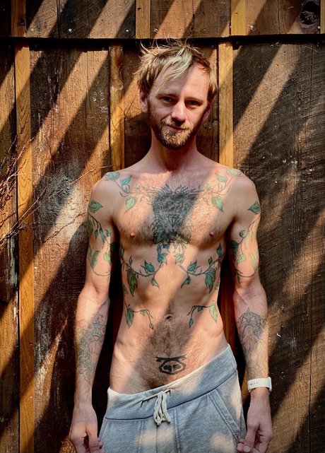 Nahá fotka uniklých OnlyFans od Lucky Ace