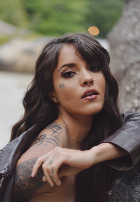 Thaiz Suicide
