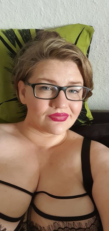 Naken läckt OnlyFans-bild av Sexylola