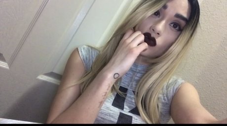 Обнаженная фотография утечки OnlyFans от Peachesisland
