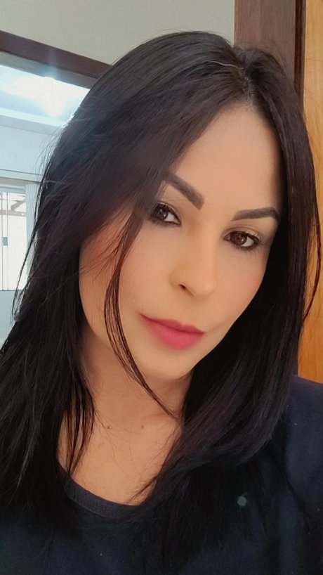Naken läckt OnlyFans-bild av Ju Mineirinha
