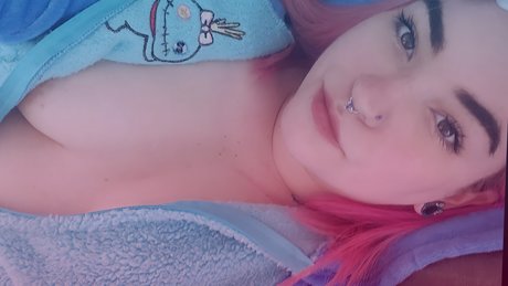 Naken läckt OnlyFans-bild av Britt