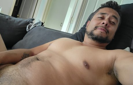Naken läckt OnlyFans-bild av Yaiko