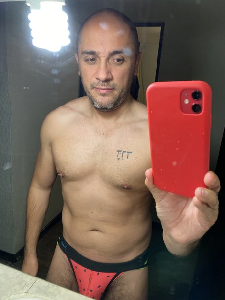 Naken lekkede OnlyFans-bilde av David Quintanilla