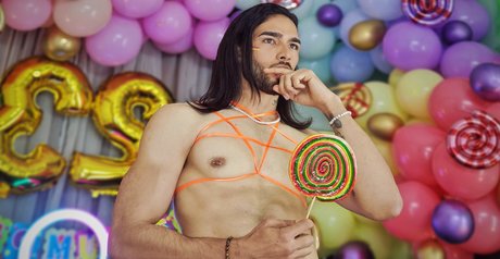 Naken läckt OnlyFans-bild av Jorge Coronell