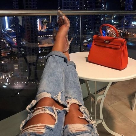 Nahá fotka uniklých OnlyFans od Sweettaty