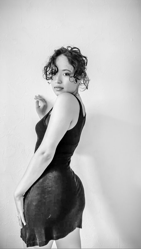 Naakte gelekte OnlyFans-foto van Bunnybrown