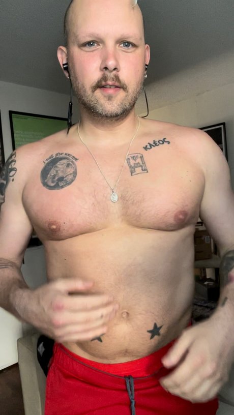 Naken lekkede OnlyFans-bilde av Tnt After Dark