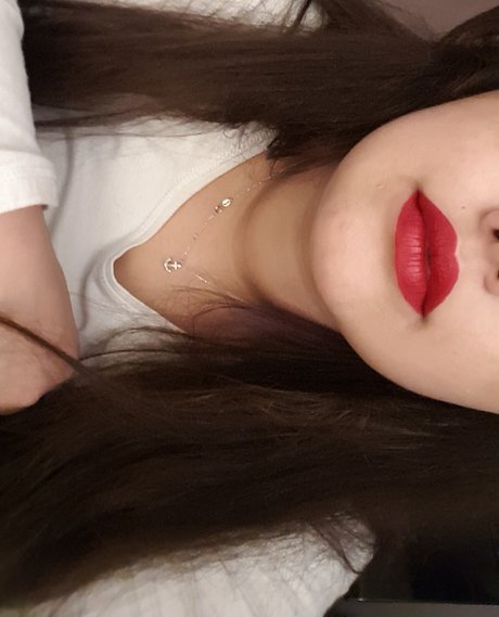 Naken läckt OnlyFans-bild av Noula