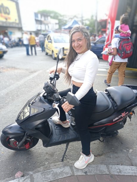 Alaston vuotanut OnlyFans-kuva Alejandra