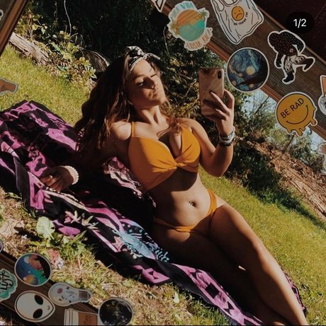 Alasti lekkinud OnlyFans-i pilt Taylor Hacker