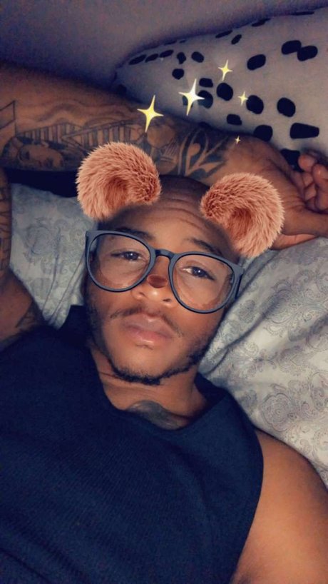 Nahá fotka uniklých OnlyFans od Pharoah
