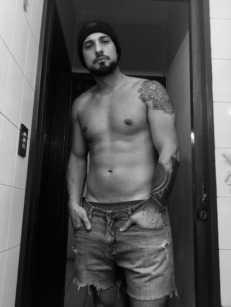 Naken läckt OnlyFans-bild av Malu