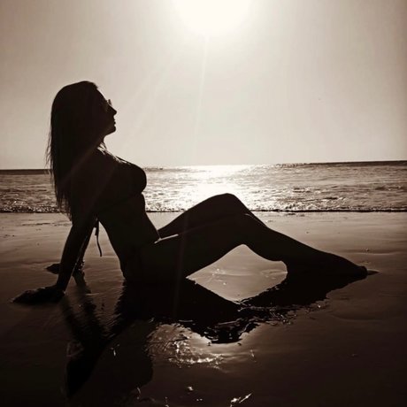 Naken läckt OnlyFans-bild av Nicole