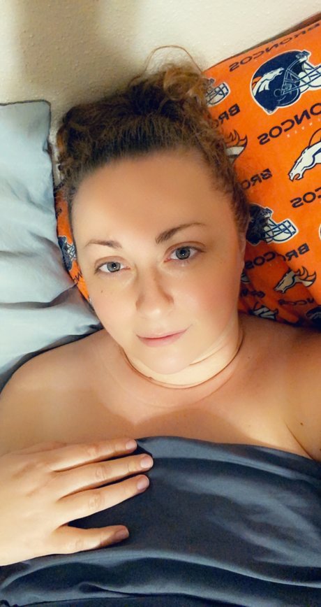 Naken läckt OnlyFans-bild av Nikki Westgate