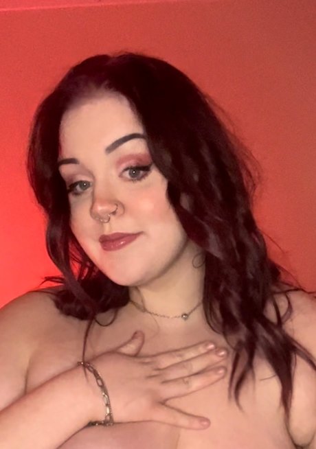 Nøgent lækket OnlyFans-billede af Suxanny 20