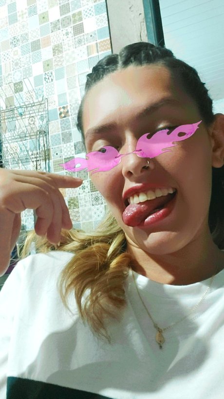 Naakte gelekte OnlyFans-foto van Branquinha