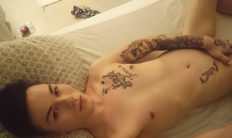 Naken läckt OnlyFans-bild av Mikael Saint