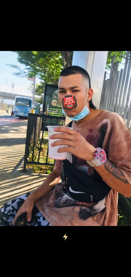 Naken läckt OnlyFans-bild av Kevin Quintero