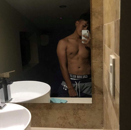 Santana Deivi OnlyFans 유출 누드 사진