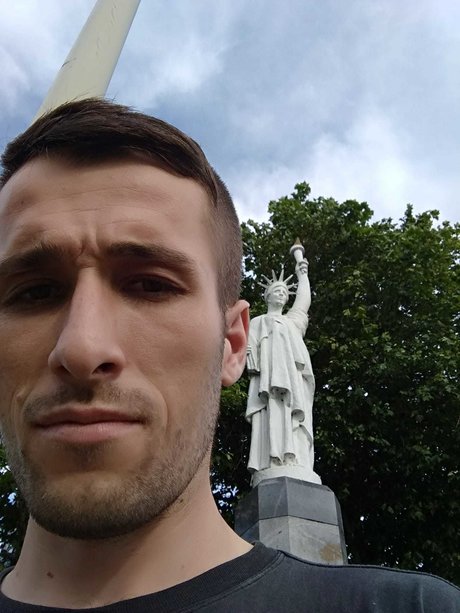 Foto desnuda filtrada de OnlyFans de Gabriel Ibanescu