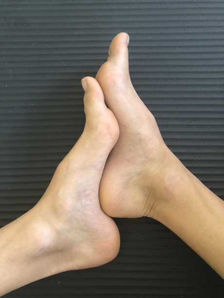 Foto desnuda filtrada de OnlyFans de Only Feet 4 U