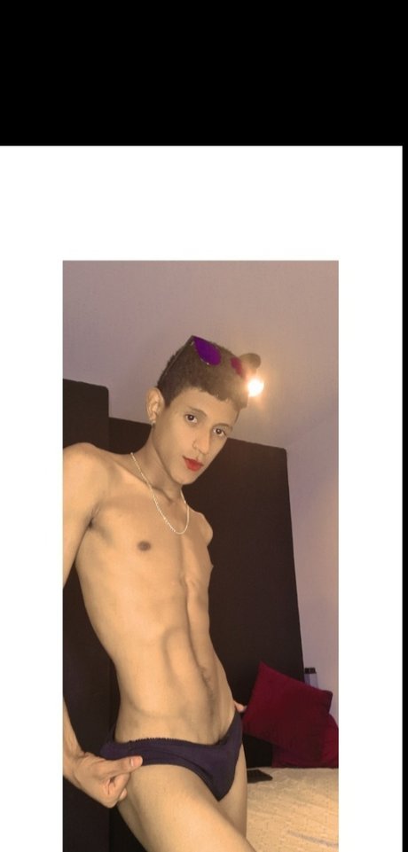Naakte gelekte OnlyFans-foto van Edwinmc