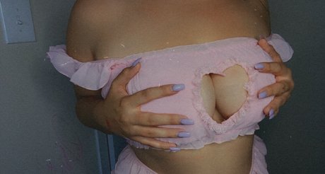 Foto desnuda filtrada de OnlyFans de Dee