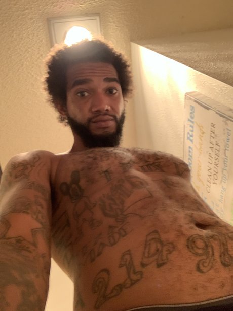 Naken läckt OnlyFans-bild av Stoney Jackson