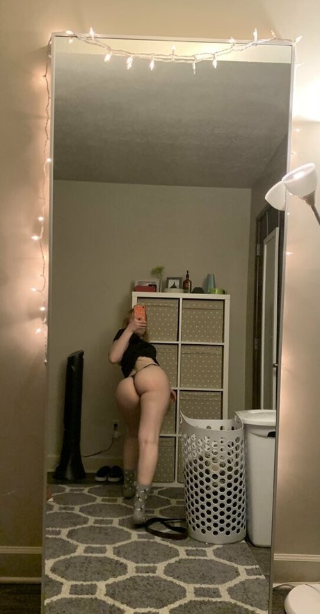 Foto di nudo di fuga di OnlyFans di Cakeandbake420
