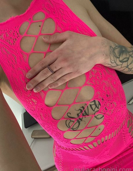 Alasti lekkinud OnlyFans-i pilt Giulieeet