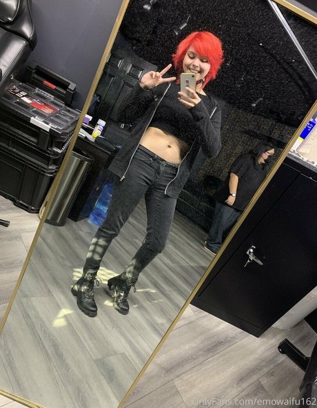 Emowaifu162