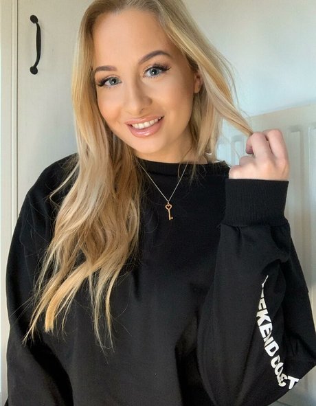 Aadrianarose