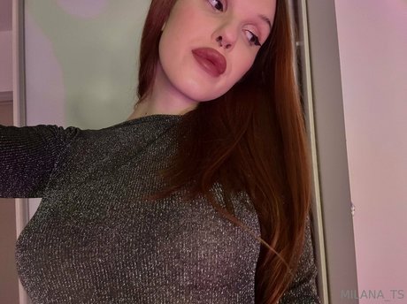 Naken läckt OnlyFans-bild av Milanats