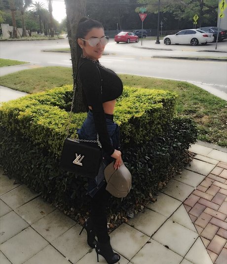 Jessica Canizales