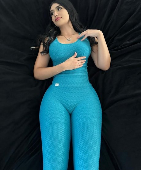 Nahá fotka uniklých OnlyFans od Ayelenn