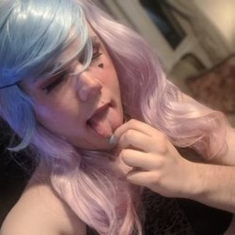 Alaston vuotanut OnlyFans-kuva Luna Fox 