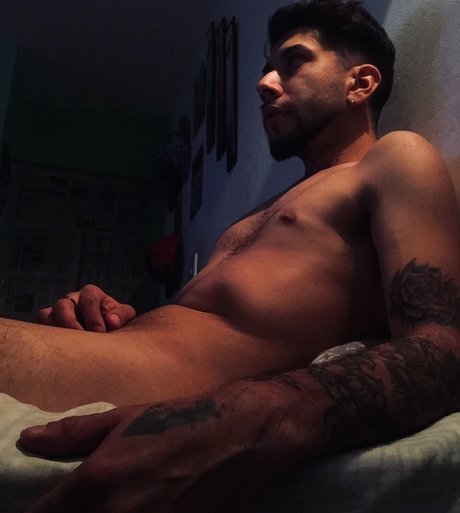Alaston vuotanut OnlyFans-kuva El Profe