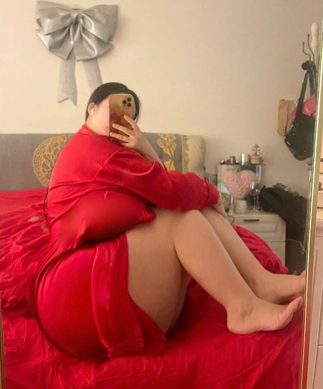 Nahá fotka uniklých OnlyFans od Pisheneva Eva