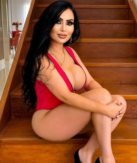 Naken läckt OnlyFans-bild av Ana Paulo Oliveira Influencer Milf