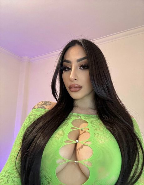 Обнаженная фотография утечки OnlyFans от Inescatarina