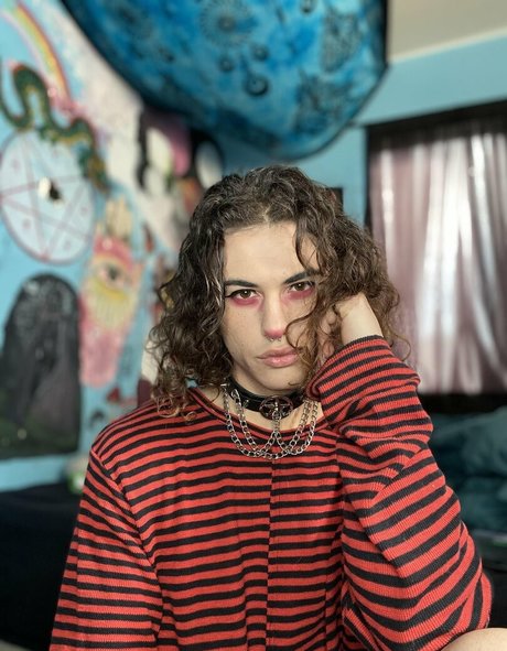 Photo nue de fuite OnlyFans de Ghoulangel
