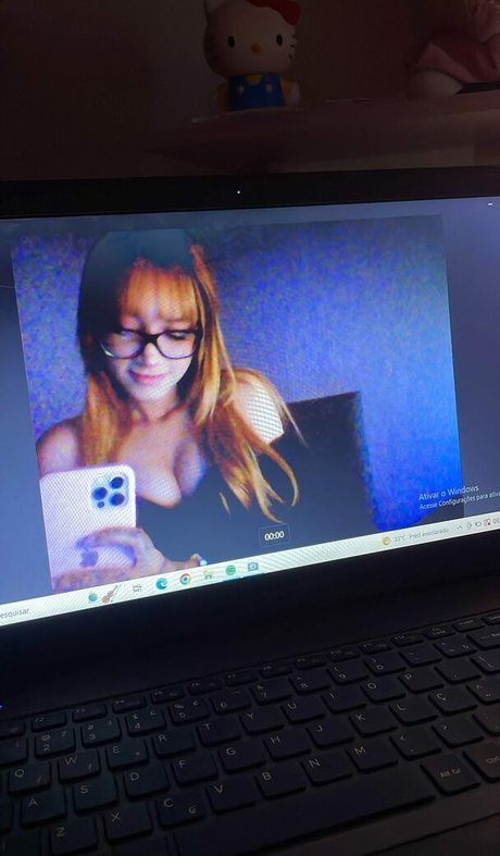 Naken läckt OnlyFans-bild av Understab