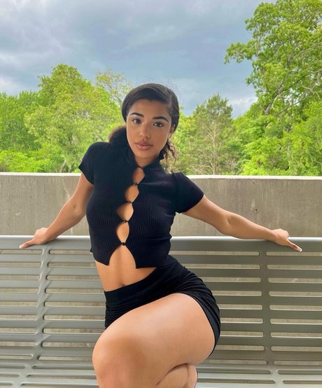 Journi Carr