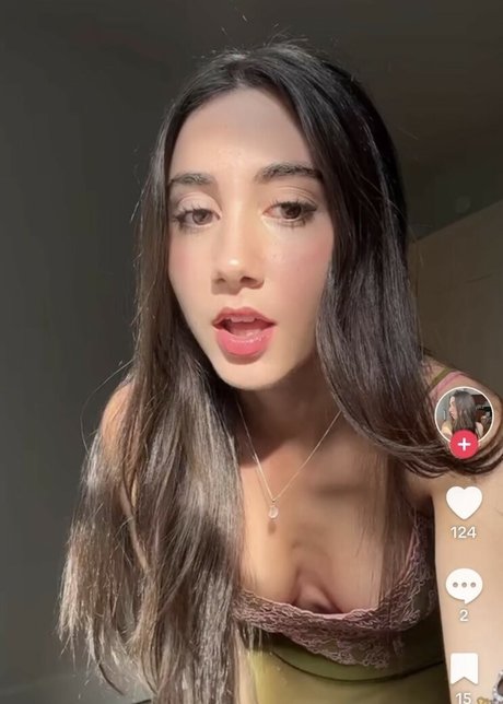 Naken läckt OnlyFans-bild av Mikaela Astel