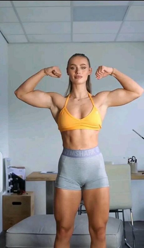 Naken läckt OnlyFans-bild av Guusje Van Geel