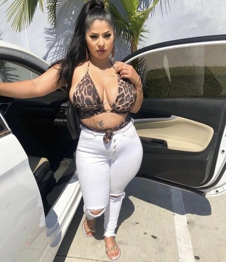Nahá fotka uniklých OnlyFans od Janet Jae