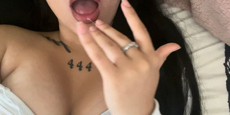 Обнаженная фотография утечки OnlyFans от Indicablu444