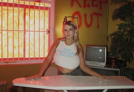 Emspensiveemily