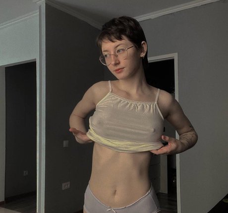 Nahá fotka uniklých OnlyFans od Savrasov Stas